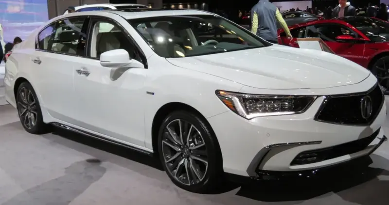 Acura RLX - 3