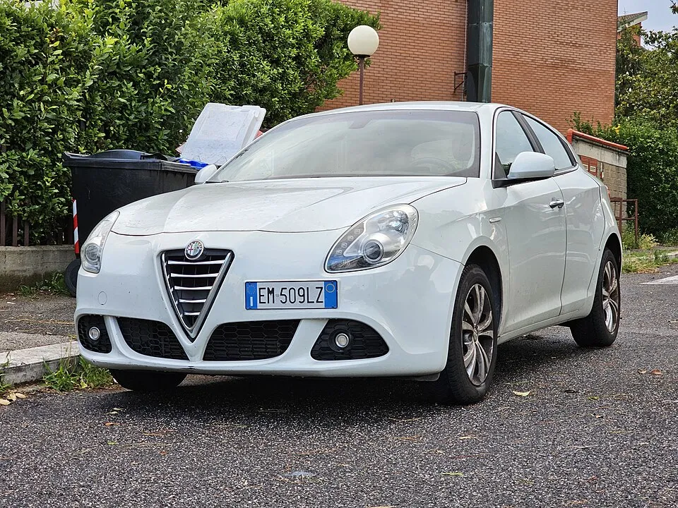 Alfa Romeo 4