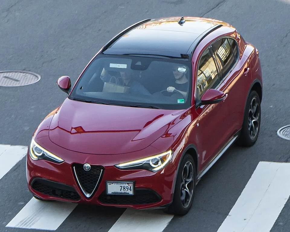 Alfa Romeo 2