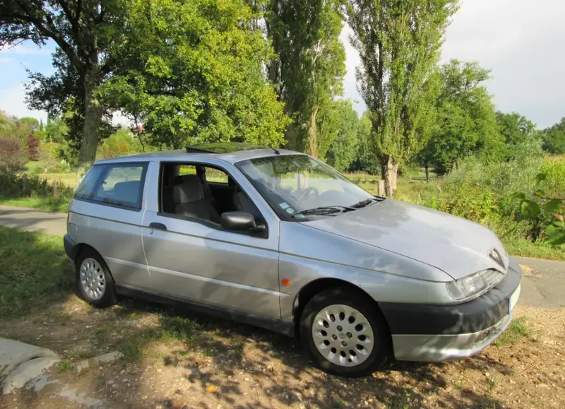 Alfa Romeo 145 - 2