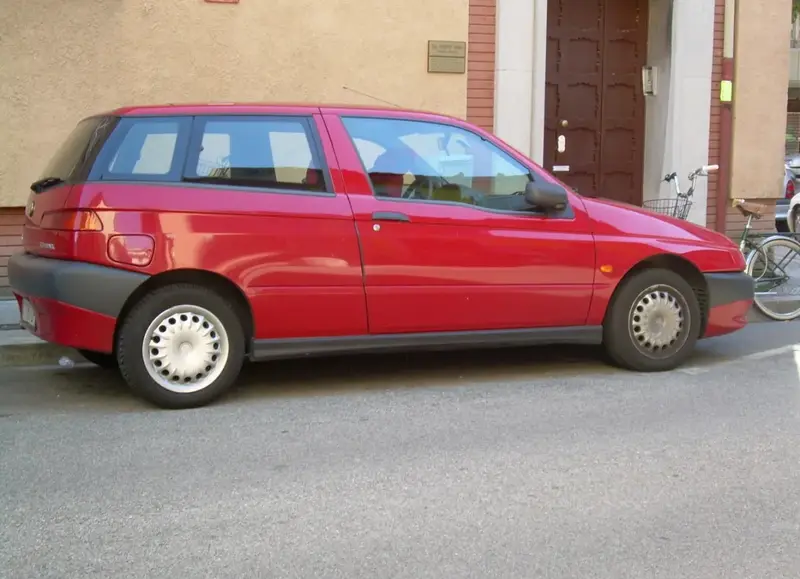 Alfa Romeo 145 - 6