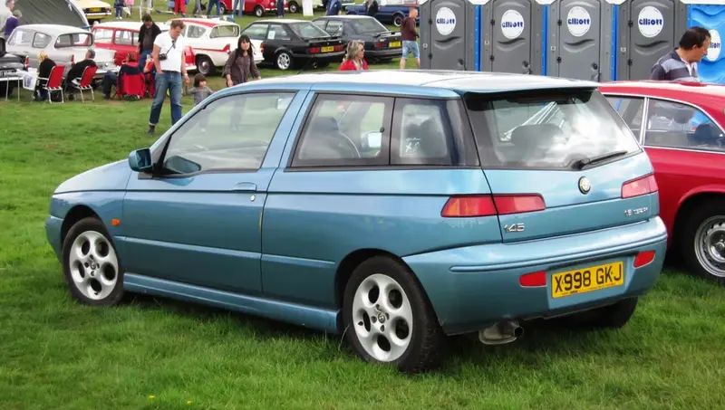 Alfa Romeo 145 - 2