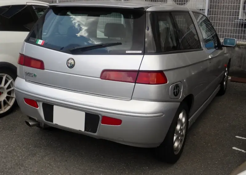 Alfa Romeo 145 - 4