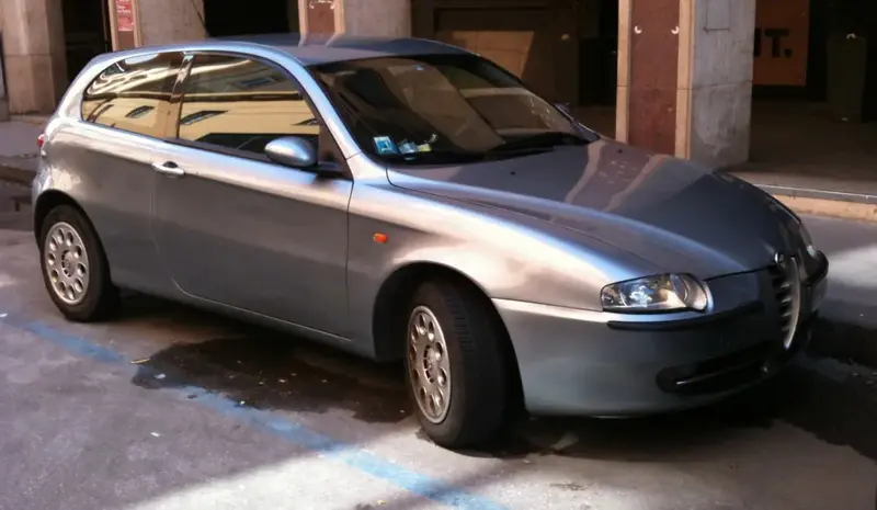 Alfa Romeo 147 - 2