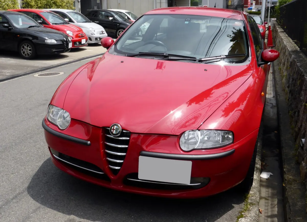 Alfa Romeo - 12