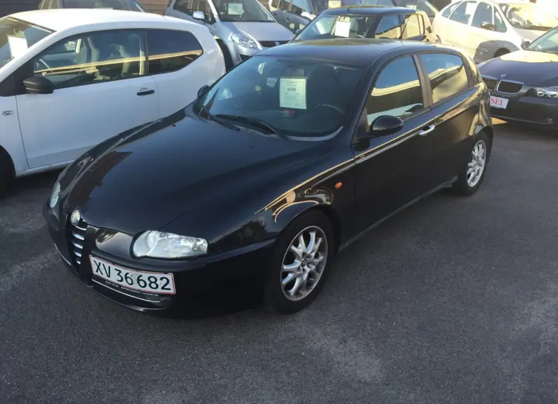 Alfa Romeo 147 - 5