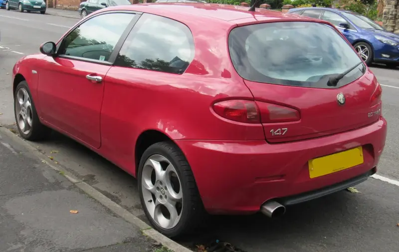 Alfa Romeo 147 - 2