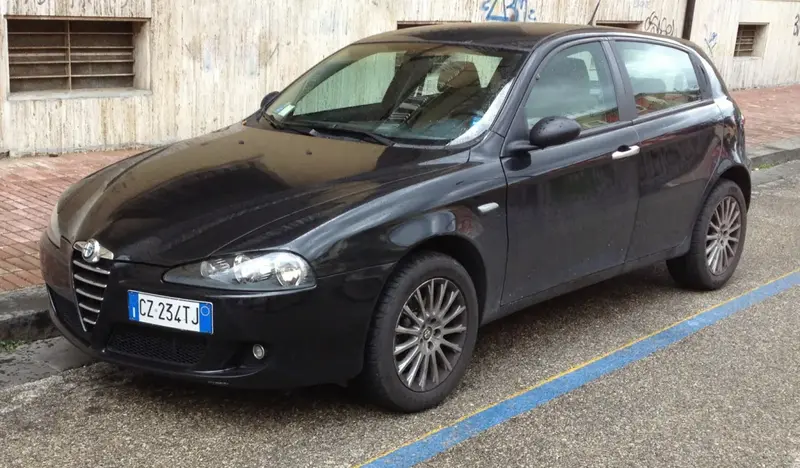 Alfa Romeo 147 - 5