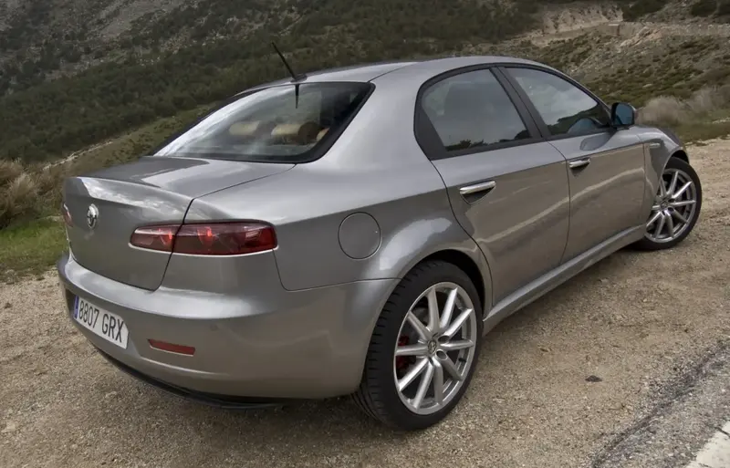 Alfa Romeo 159 - 4