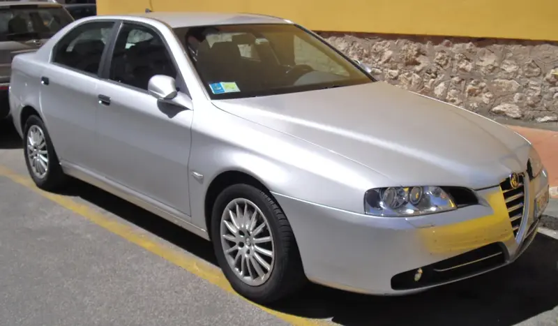Alfa Romeo 166 - 6