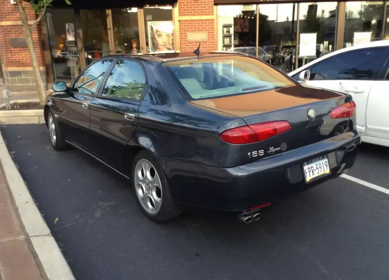 Alfa Romeo 166 - 4