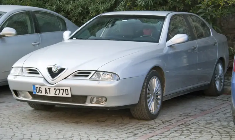 Alfa Romeo 166 - 5
