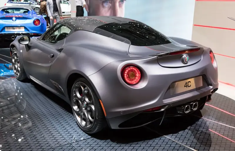 Alfa Romeo 4C - 2