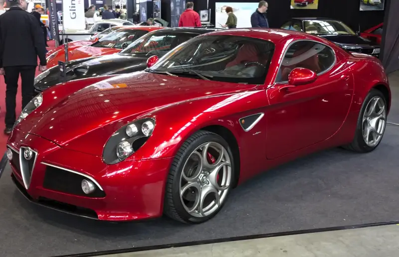 Alfa Romeo 8C Competizione - 4
