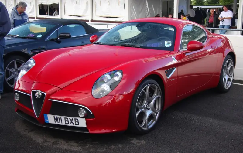 Alfa Romeo 8C Competizione - 6