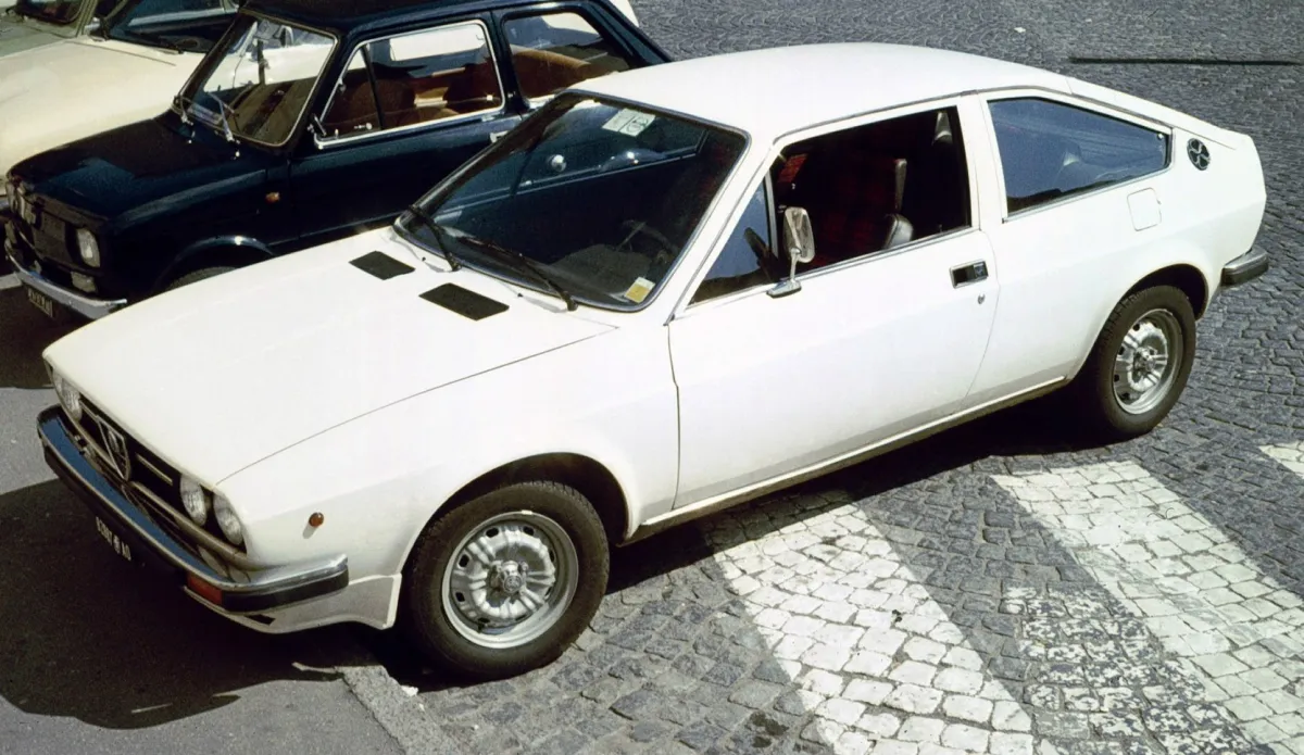 Alfa Romeo - 5