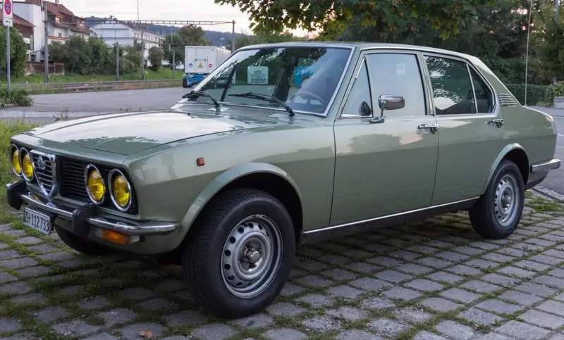 Alfa Romeo Alfetta - 2