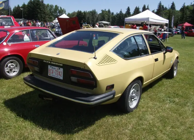 Alfa Romeo Alfetta - 4
