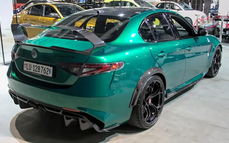 Alfa Romeo Giulia - 6