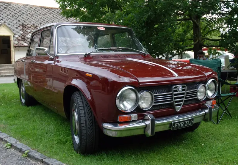 Alfa Romeo Giulia - 2