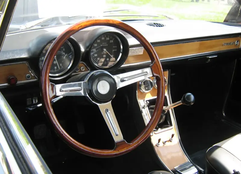 Alfa Romeo GT - 6