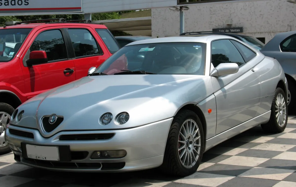 Alfa Romeo - 16