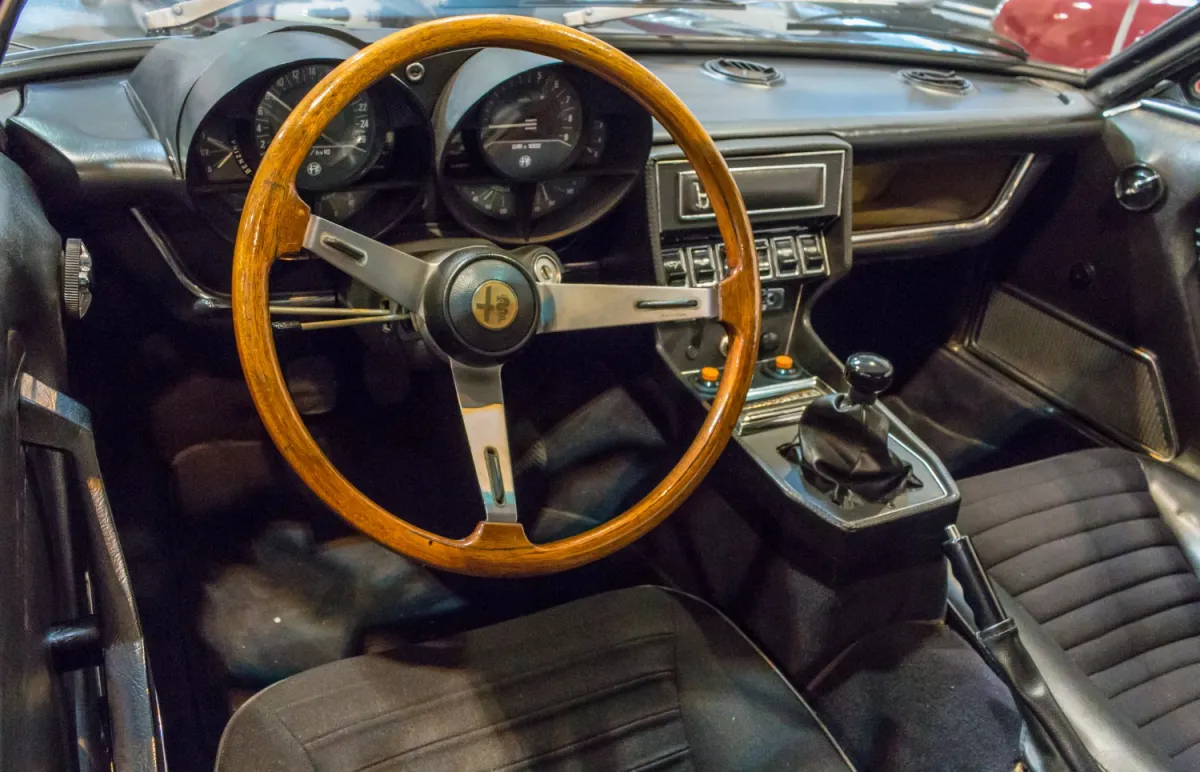 Alfa Romeo Montreal - 10