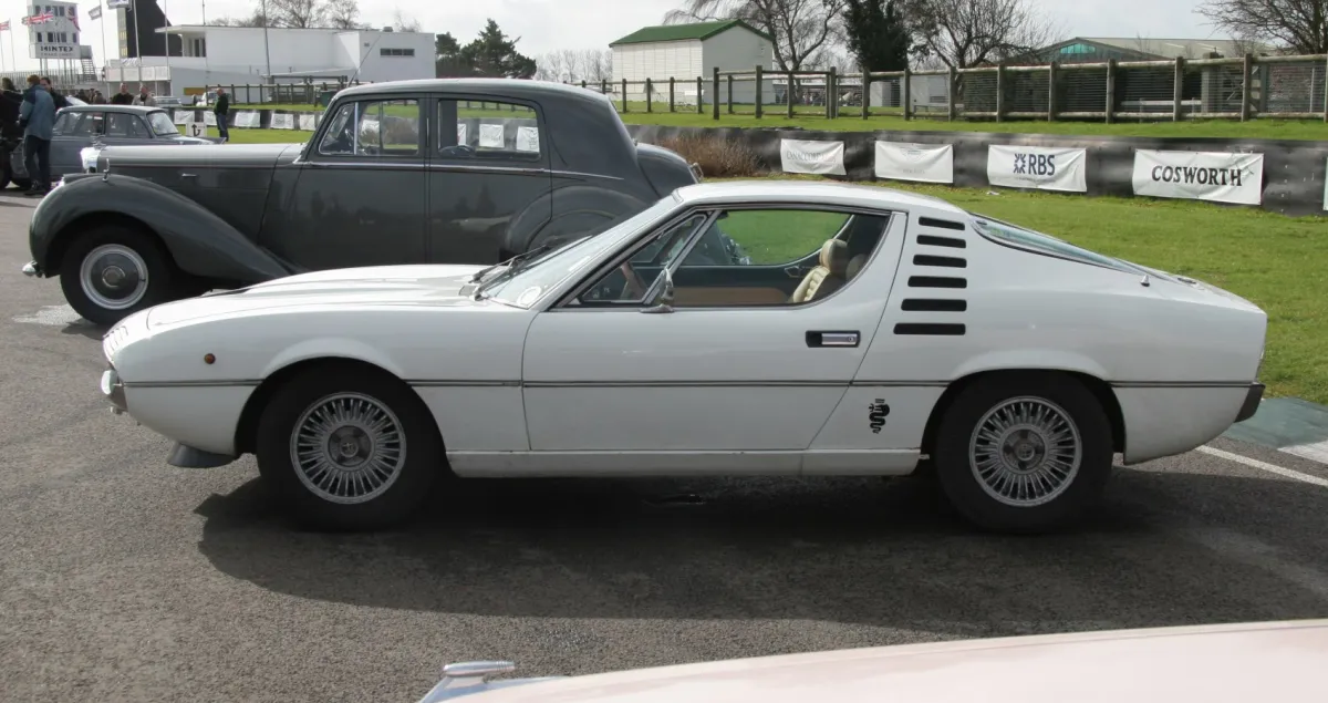 Alfa Romeo Montreal - 12