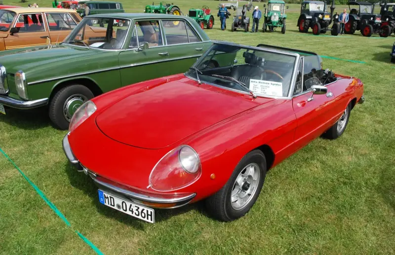 Alfa Romeo Spider Spider (105)