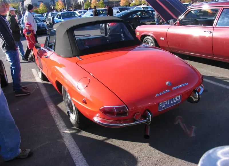 Alfa Romeo Spider - 6