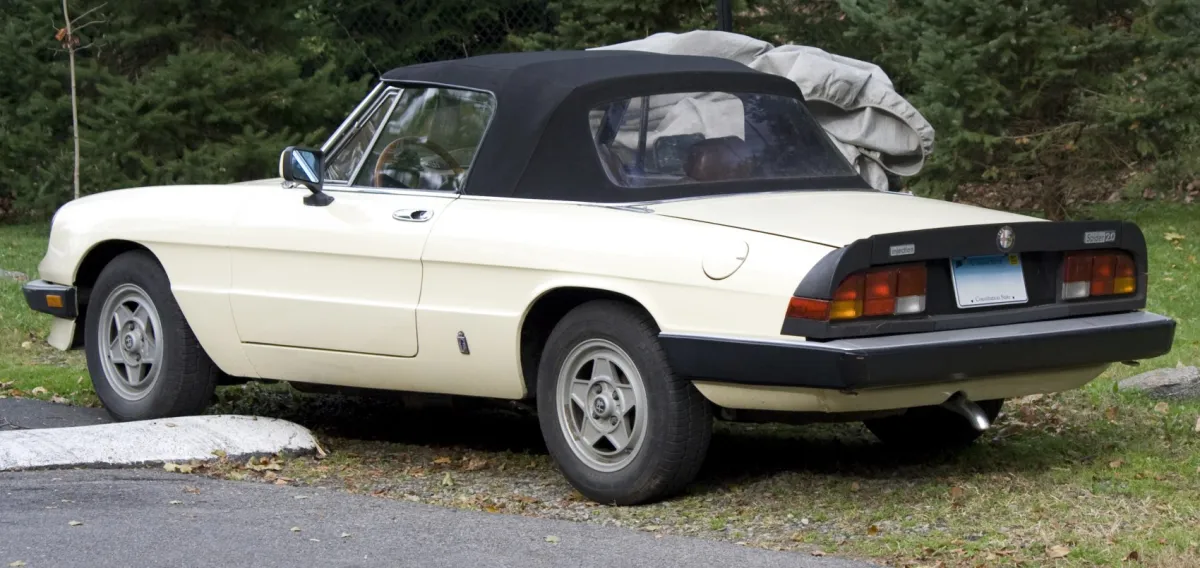 Alfa Romeo - 22