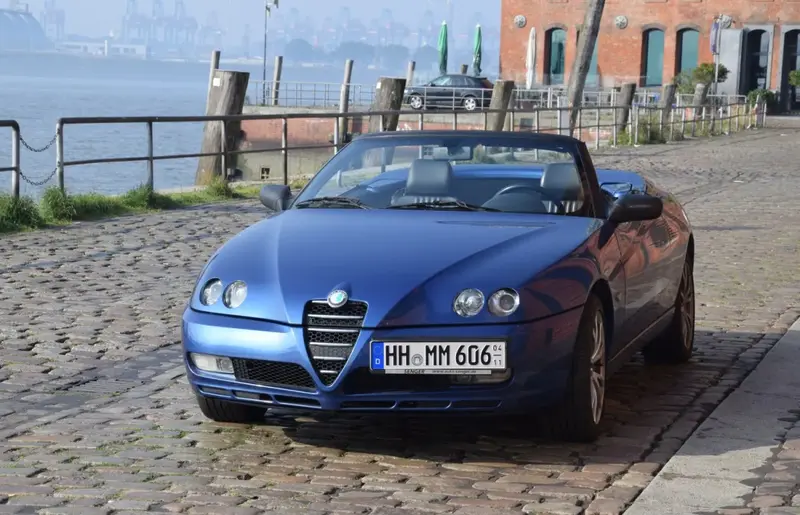 Alfa Romeo Spider - 2