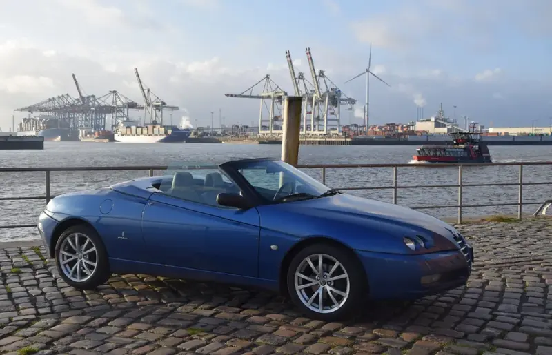 Alfa Romeo Spider - 3