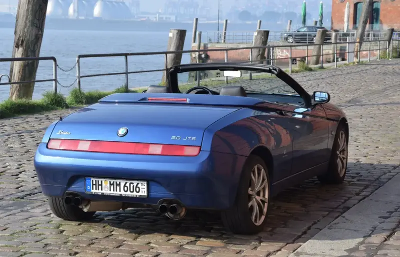 Alfa Romeo Spider - 5