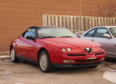 Alfa Romeo Spider Spider (916)