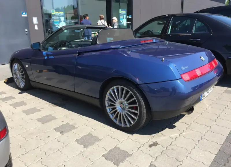 Alfa Romeo Spider - 6