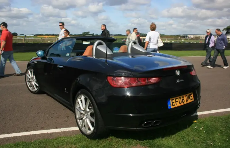 Alfa Romeo Spider - 4
