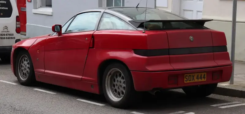 Alfa Romeo SZ SZ 3.0 V6 Zagato (210 bg) - görsel 3