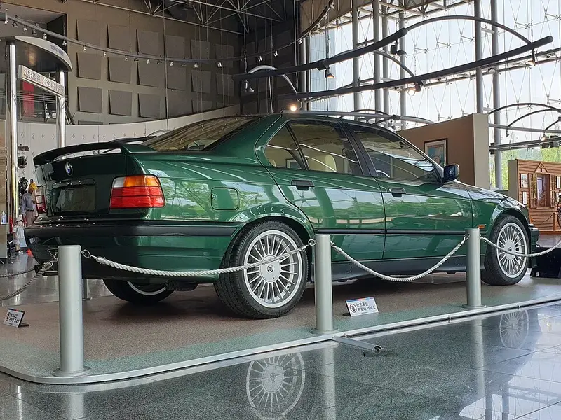 Alpina B8 - 4