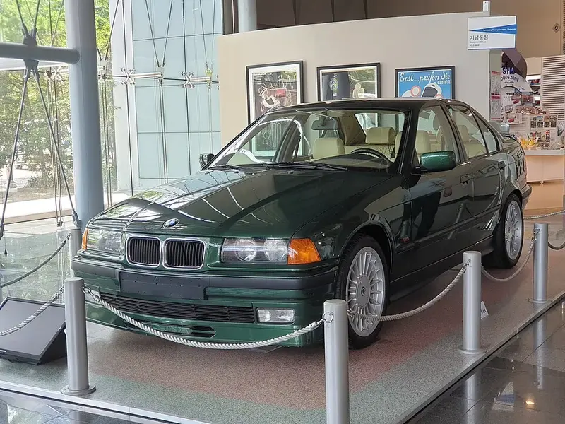 Alpina B8 B8 Touring (E36)