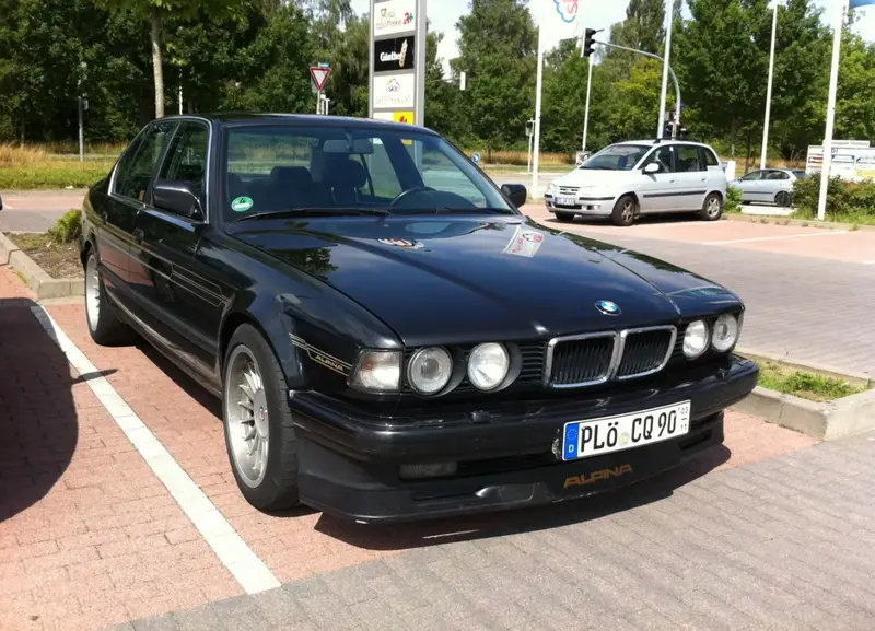 Alpina B11 B11 (E32)