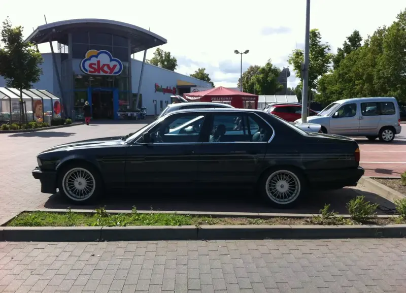 Alpina B11 - 2