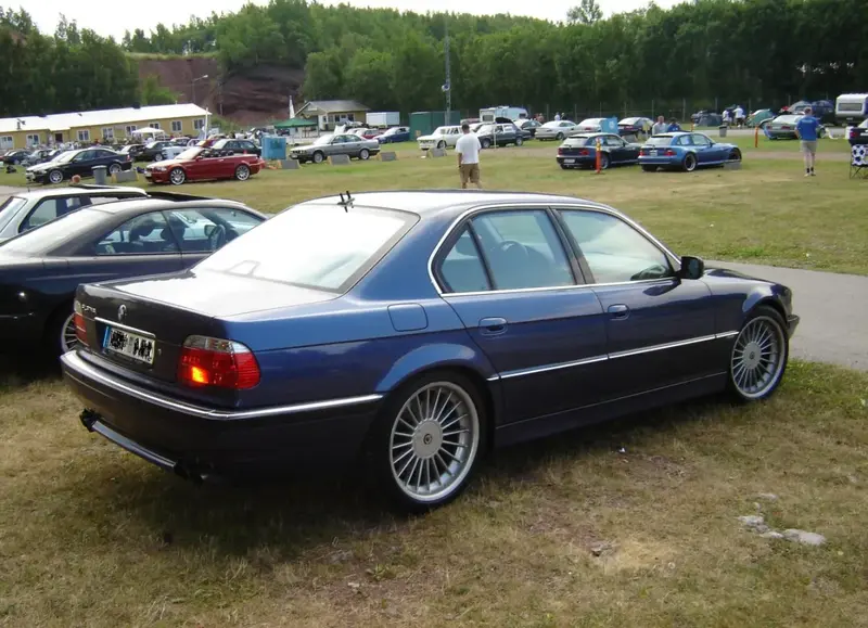 Alpina B12 - 2