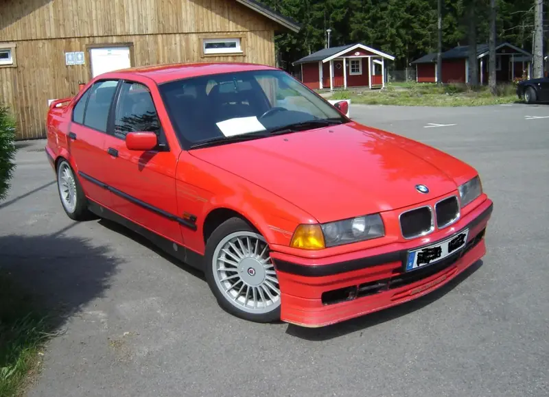 Alpina B6 B6 (E36)