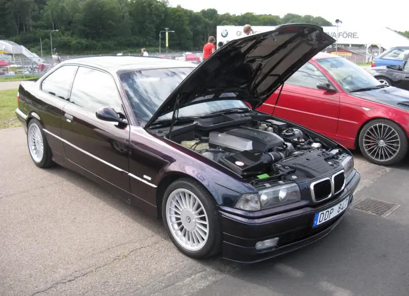 Alpina B8 B8 (E36)