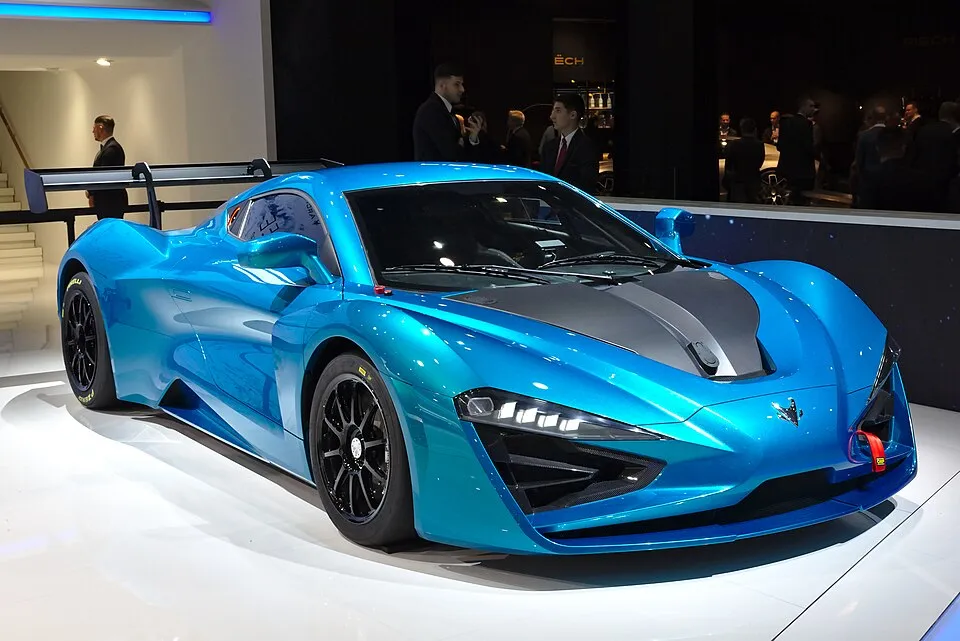 Arcfox GT GT