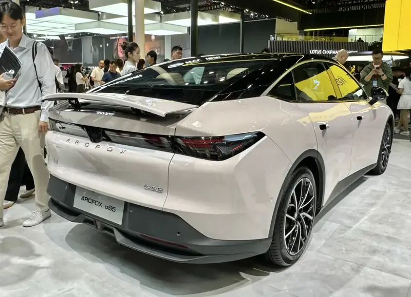 Arcfox Alpha S5 - 3