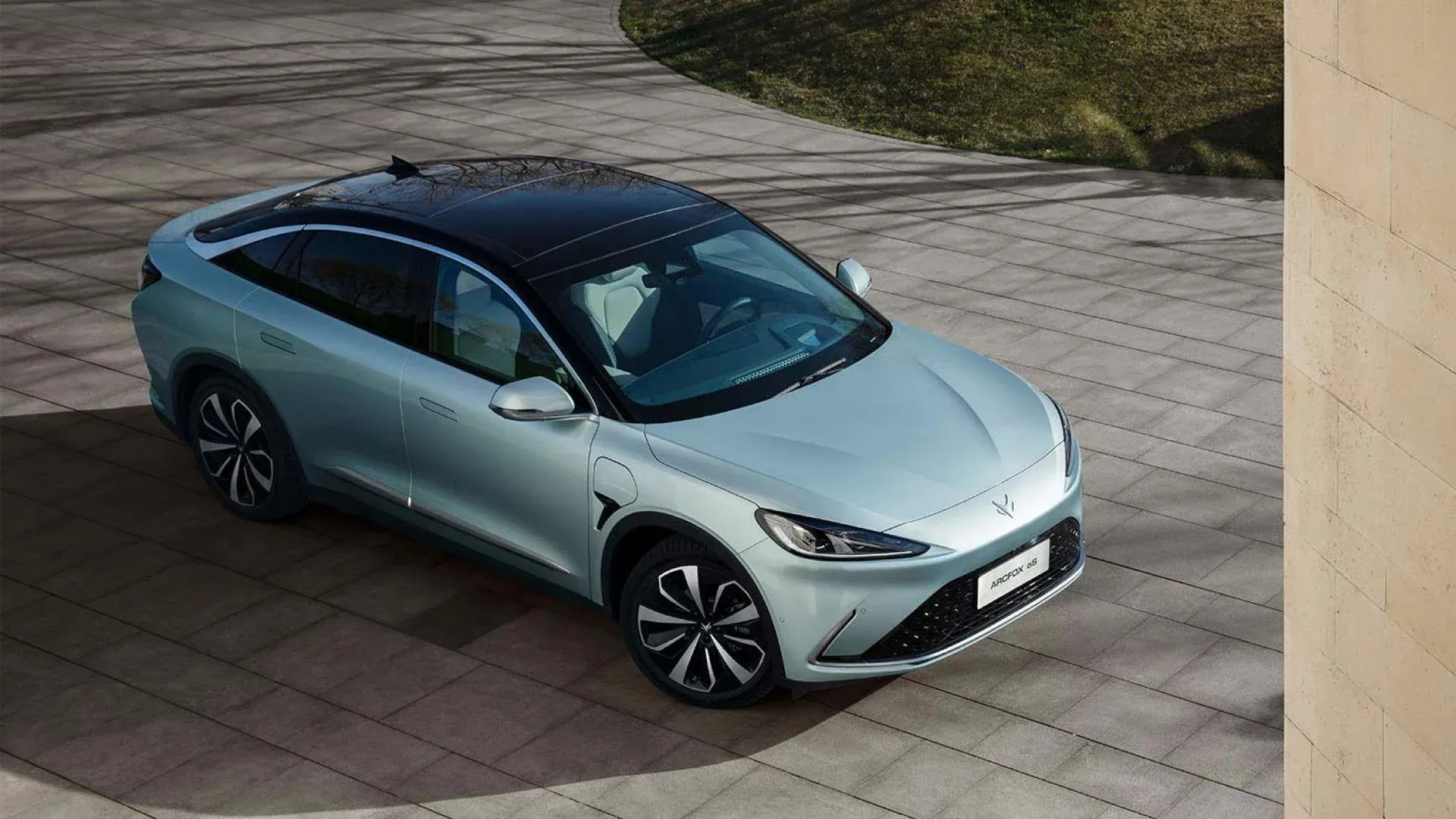 Arcfox Alpha-S Alpha-S