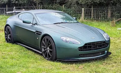 Aston Martin V8 Vantage V8 Vantage Roadster (2005)