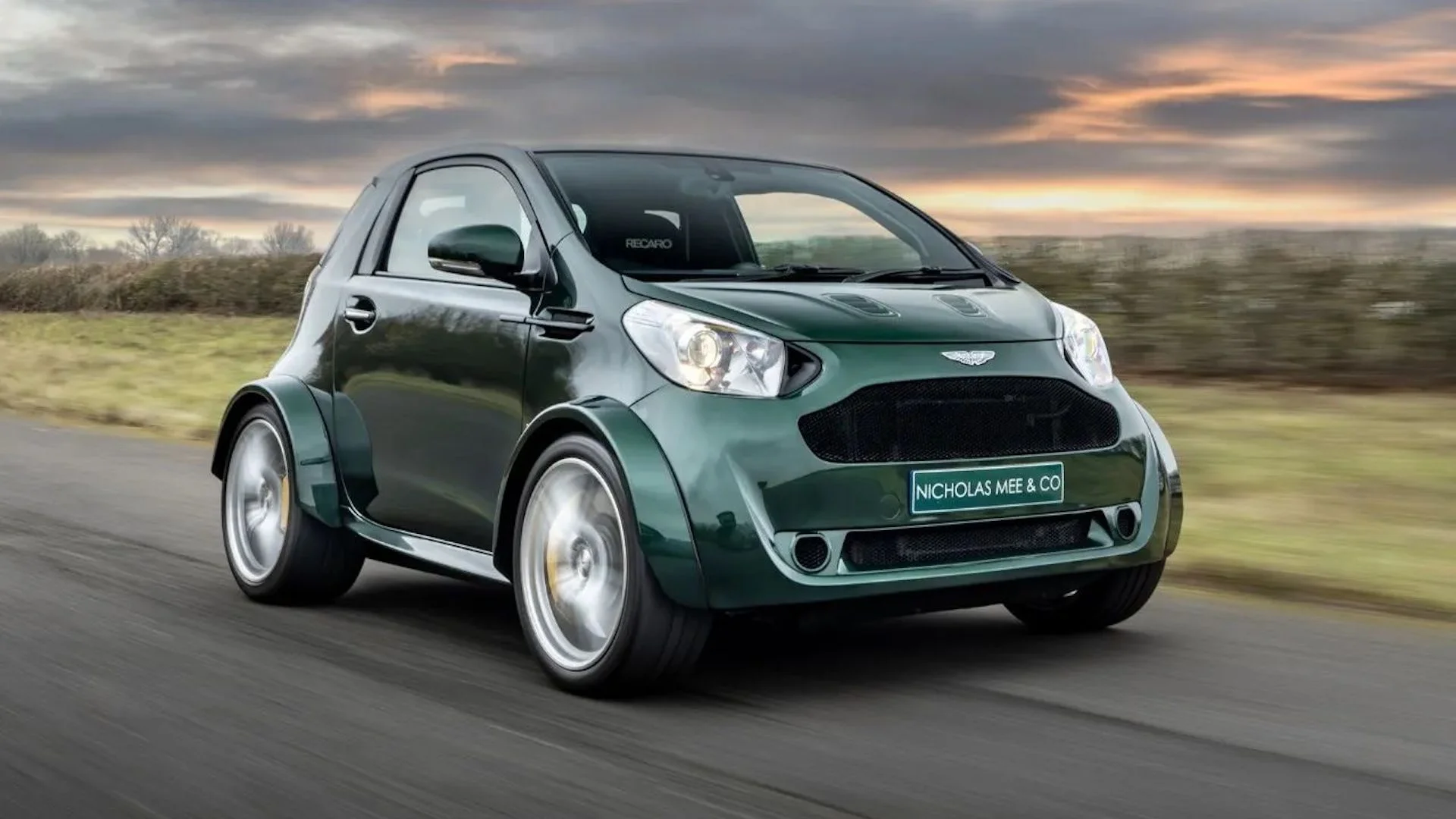 Aston Martin Cygnet Cygnet V8